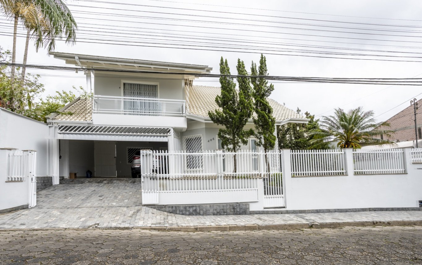 Casa 3 dormitórios, Casa bairro Fortaleza, Casa moderna, Csa averbada, Casa com 2 andares, imobiliaria em blumenau, dinamica sul